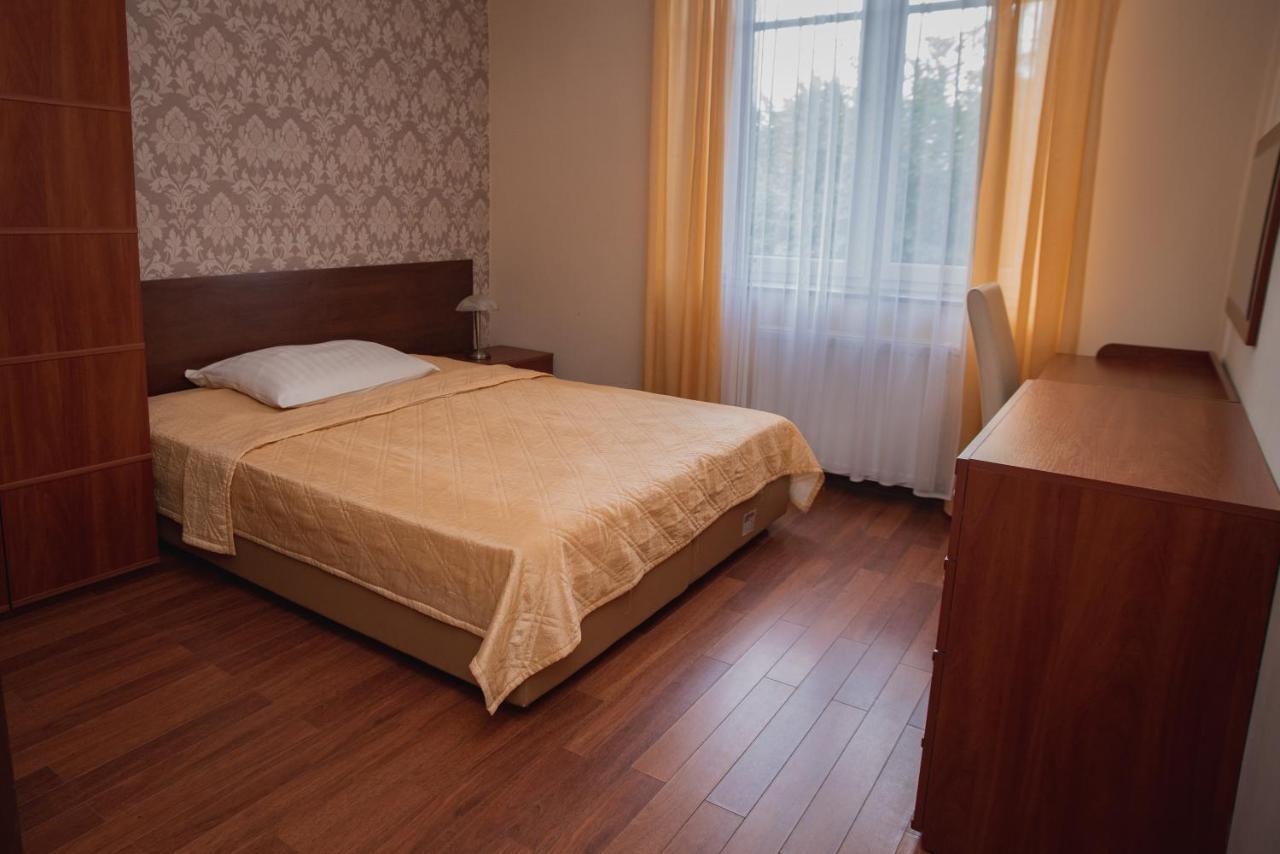 Dworek Debina - Idealny Dla Rodzin I Przyjaciol - Wspolna Sala Do Biesiadowania , Plaza Przyjazna Psom Exteriér fotografie